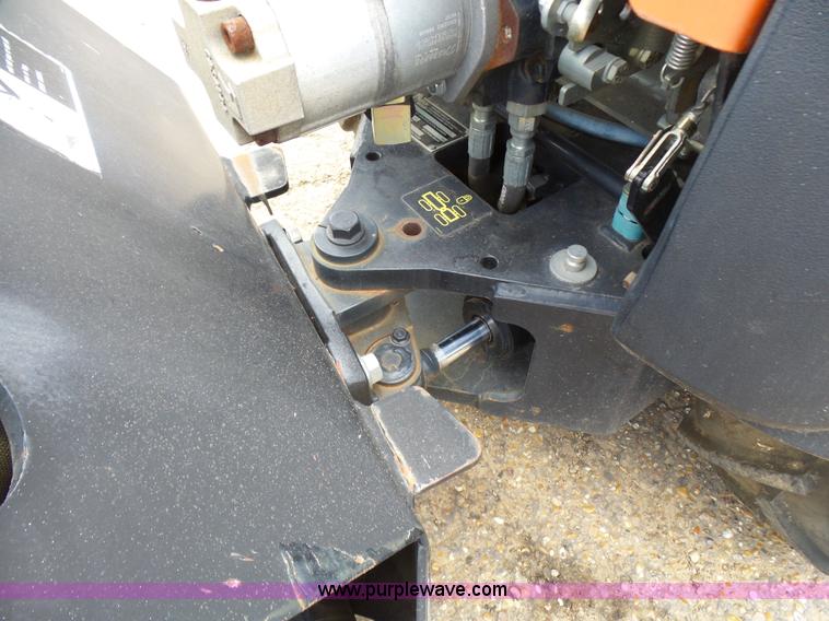 image for item L1553 2007 Ditch Witch Zahn R300 trencher