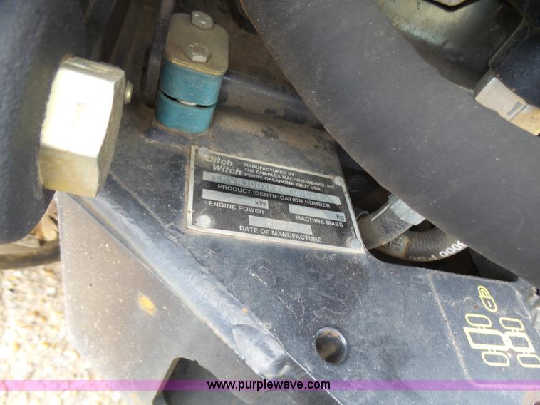 image for item L1553 2007 Ditch Witch Zahn R300 trencher