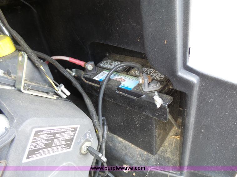 image for item L1553 2007 Ditch Witch Zahn R300 trencher