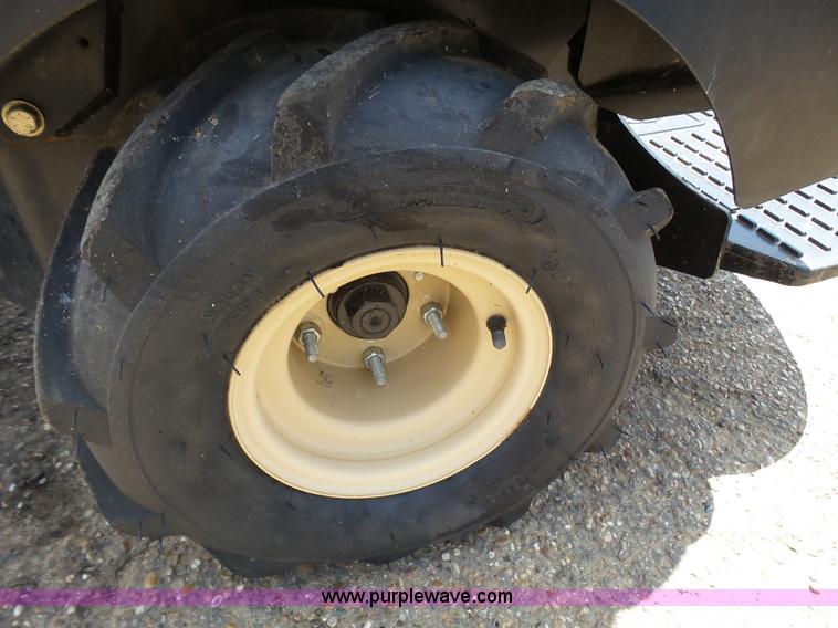 image for item L1553 2007 Ditch Witch Zahn R300 trencher