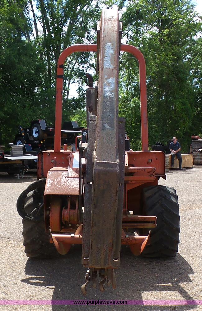 image for item L1558 1999 Ditch Witch 8020 trencher