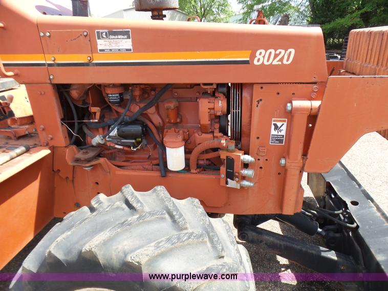 image for item L1558 1999 Ditch Witch 8020 trencher