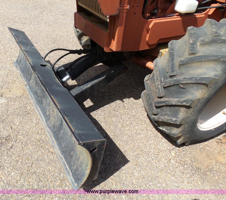 image for item L1558 1999 Ditch Witch 8020 trencher