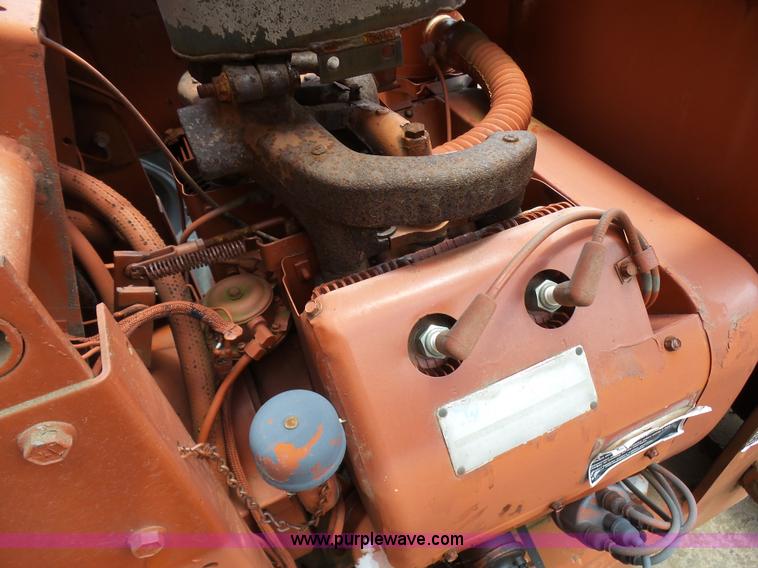 image for item L1563 1985 Ditch Witch 3210 trencher