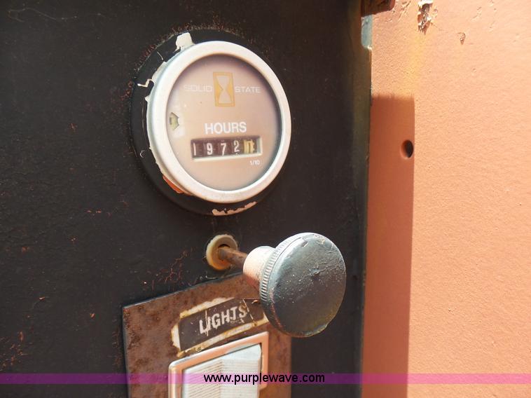 image for item L1563 1985 Ditch Witch 3210 trencher