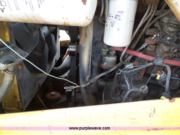 image for item L5499 2006 New Holland L185 skid steer