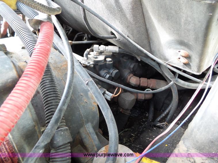 image for item L5499 2006 New Holland L185 skid steer