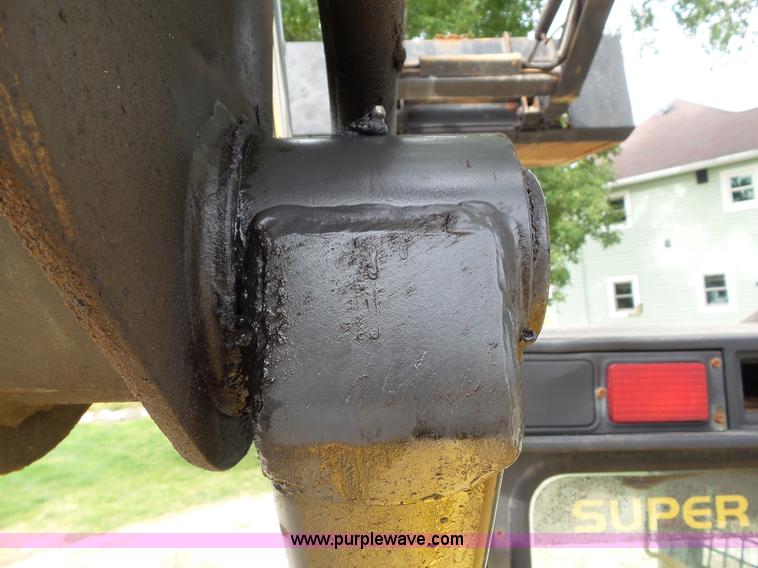 image for item L5499 2006 New Holland L185 skid steer