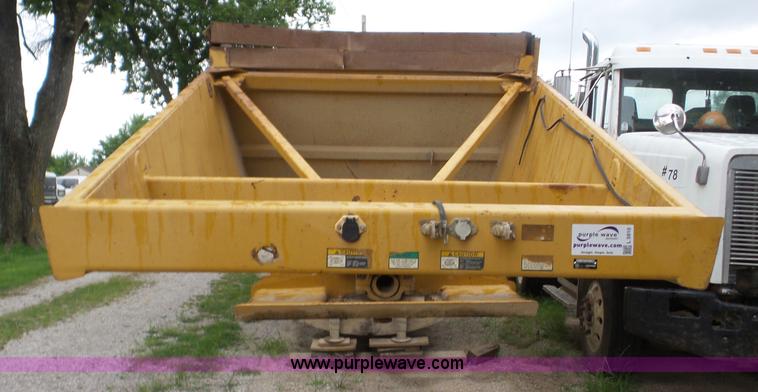 image for item L5910 1999 Load King 2060 bottom dump trailer