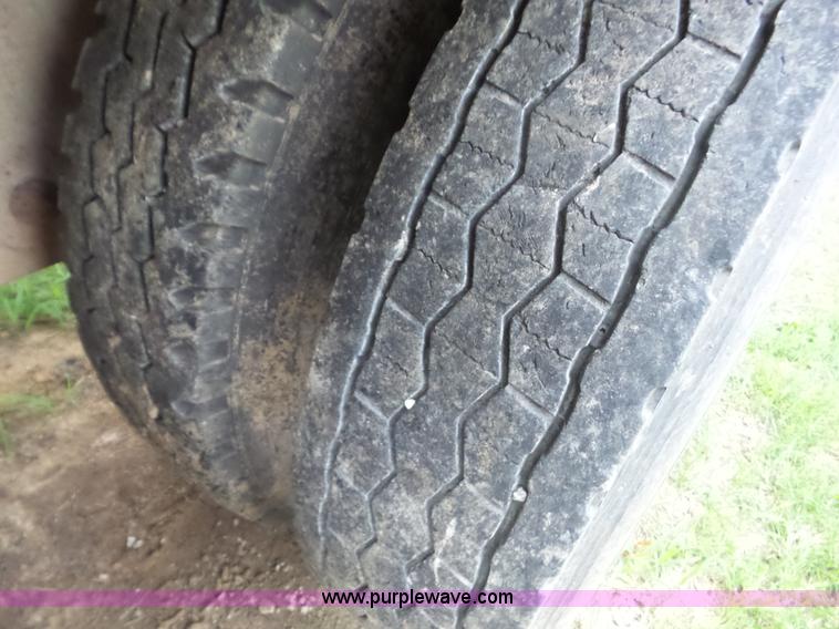 image for item L5910 1999 Load King 2060 bottom dump trailer