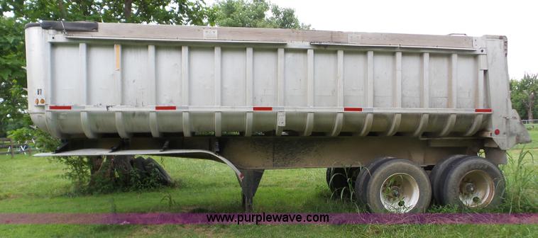 image for item L5911 1987 Fruehauf DA5-NDZ-M2-22-712 end dump trailer