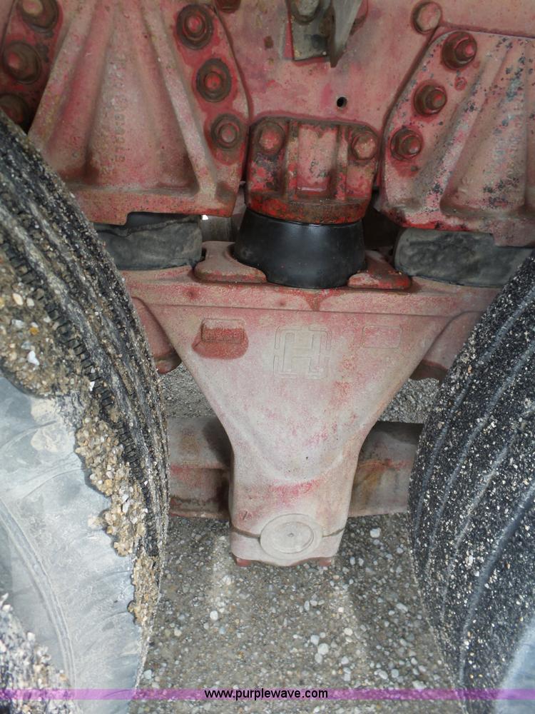 image for item L6364 1997 Ford LT9000 mixer truck