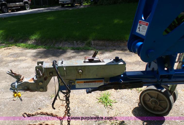 image for item L7083 2005 Genie TZ-50 towable boom lift