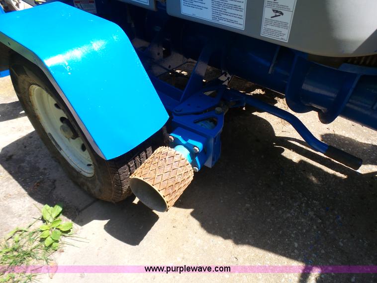 image for item L7083 2005 Genie TZ-50 towable boom lift