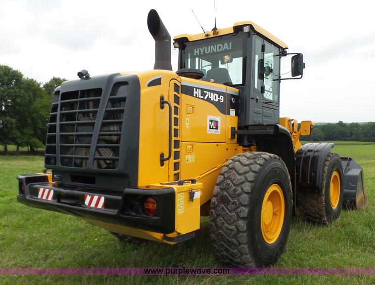 image for item L7085 2013 Hyundai HL740-9 wheel loader