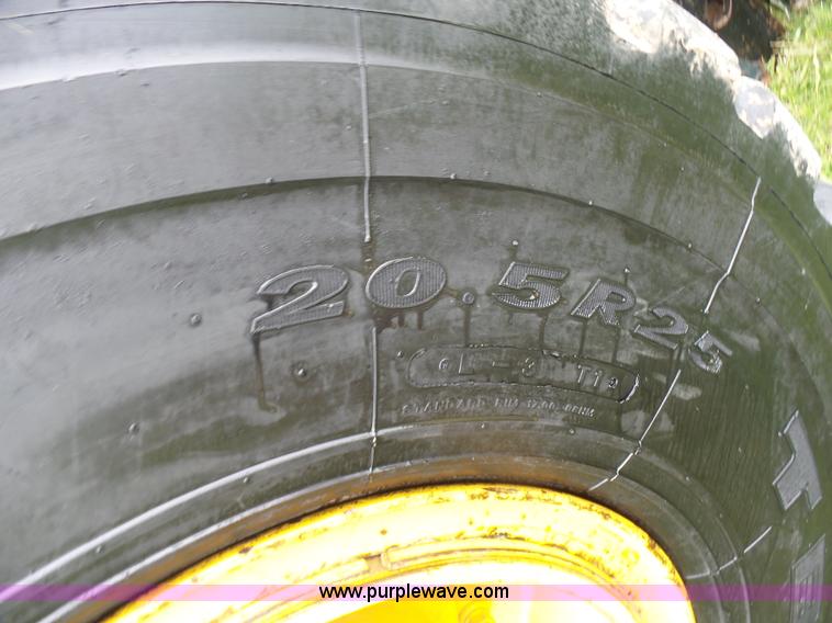 image for item L7085 2013 Hyundai HL740-9 wheel loader