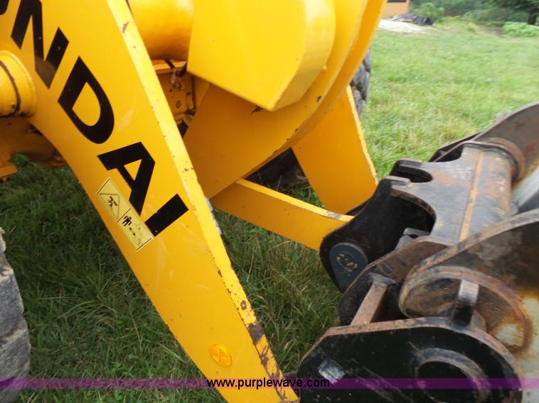 image for item L7085 2013 Hyundai HL740-9 wheel loader