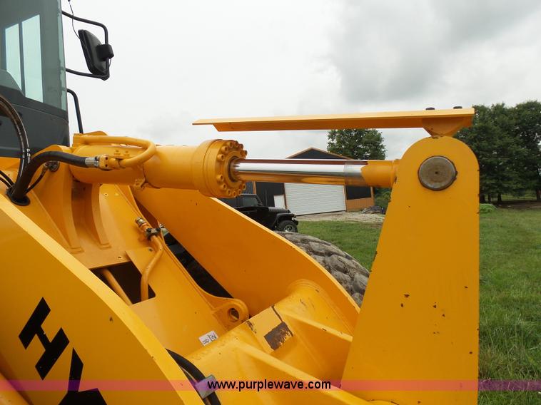 image for item L7085 2013 Hyundai HL740-9 wheel loader