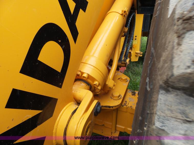 image for item L7085 2013 Hyundai HL740-9 wheel loader