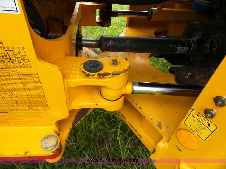 image for item L7085 2013 Hyundai HL740-9 wheel loader