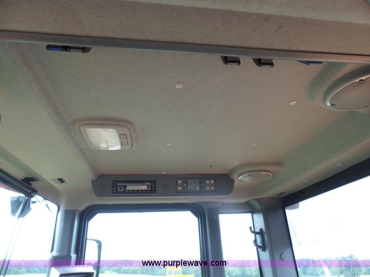 image for item L7085 2013 Hyundai HL740-9 wheel loader