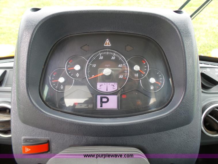 image for item L7085 2013 Hyundai HL740-9 wheel loader