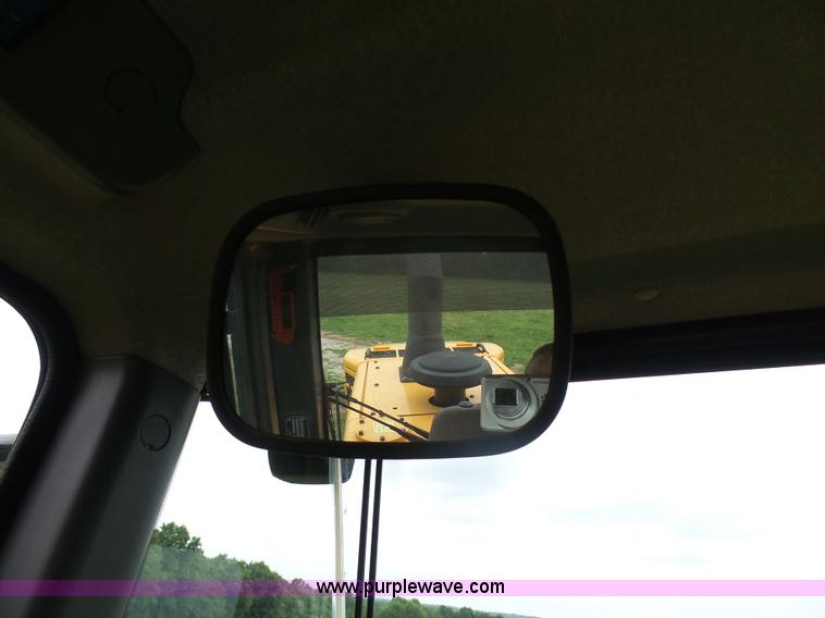 image for item L7085 2013 Hyundai HL740-9 wheel loader