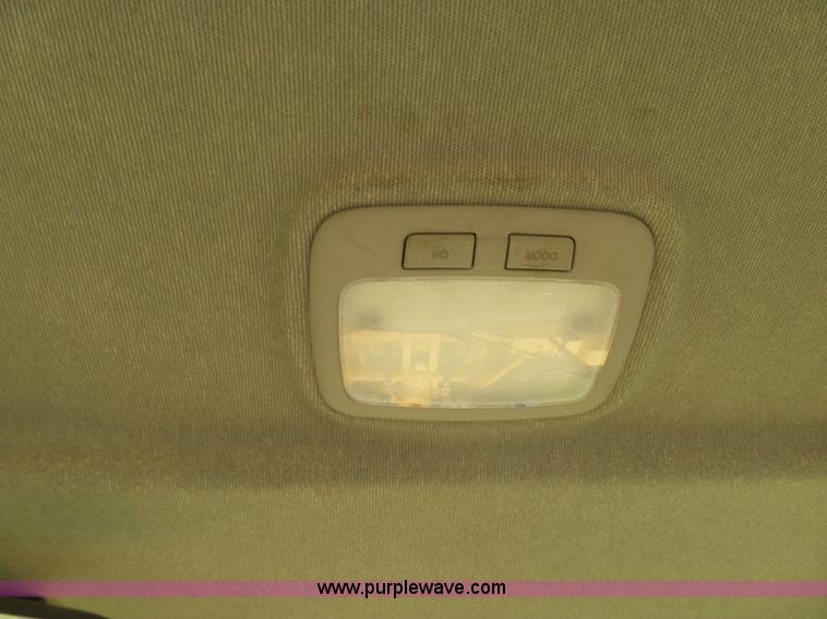 image for item L7085 2013 Hyundai HL740-9 wheel loader