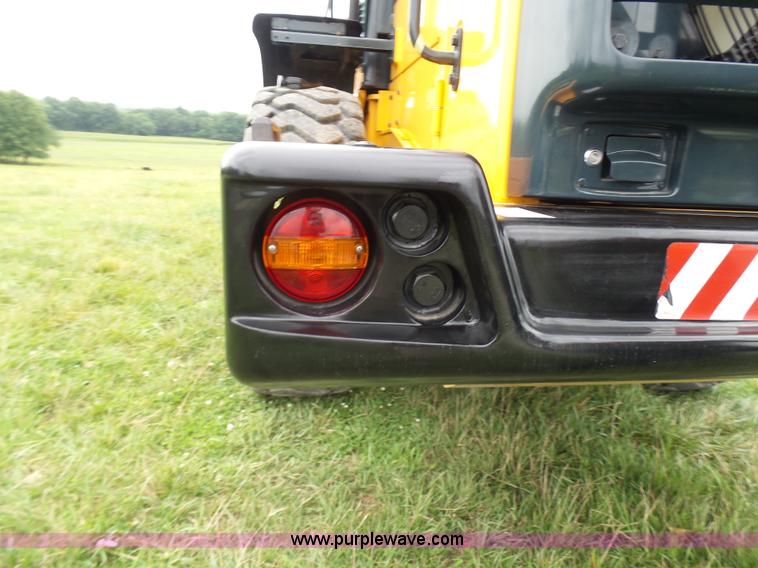 image for item L7085 2013 Hyundai HL740-9 wheel loader