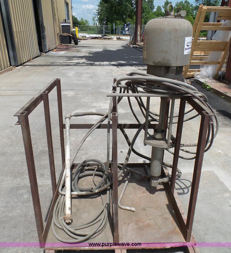 image for item L7095 Gramco 208-004 paint sprayer system