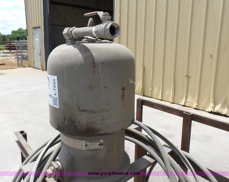 image for item L7095 Gramco 208-004 paint sprayer system