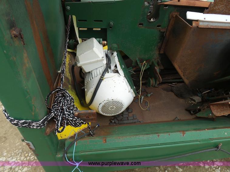 image for item L7101 Brewco Dblend double end saw