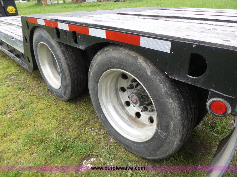 image for item L7229 1999 Dynaweld equipment trailer