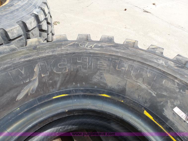 image for item BV9615 Michelin 16.00R20 tire