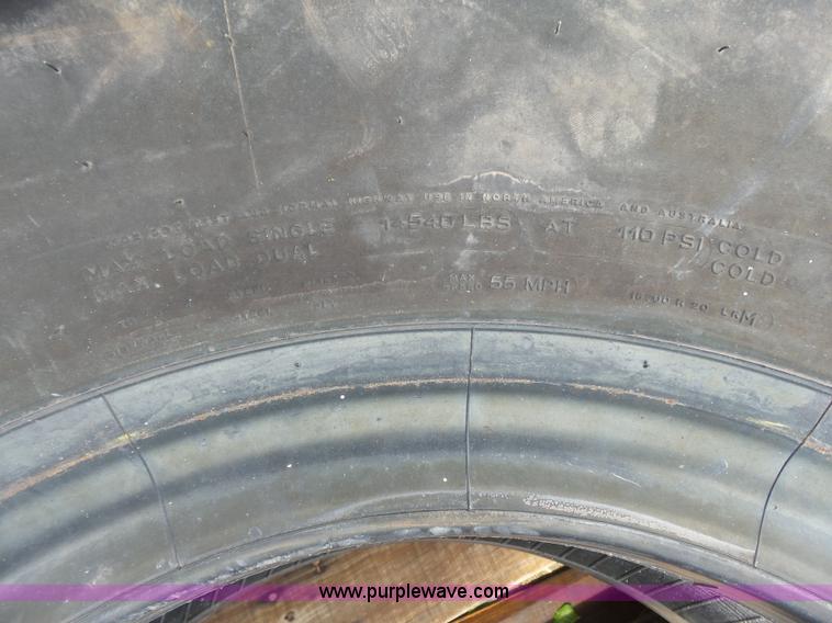 image for item BV9615 Michelin 16.00R20 tire