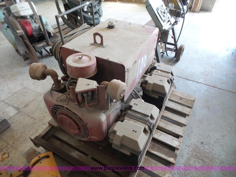 image for item BV9632 Lincoln Arc 225 welder