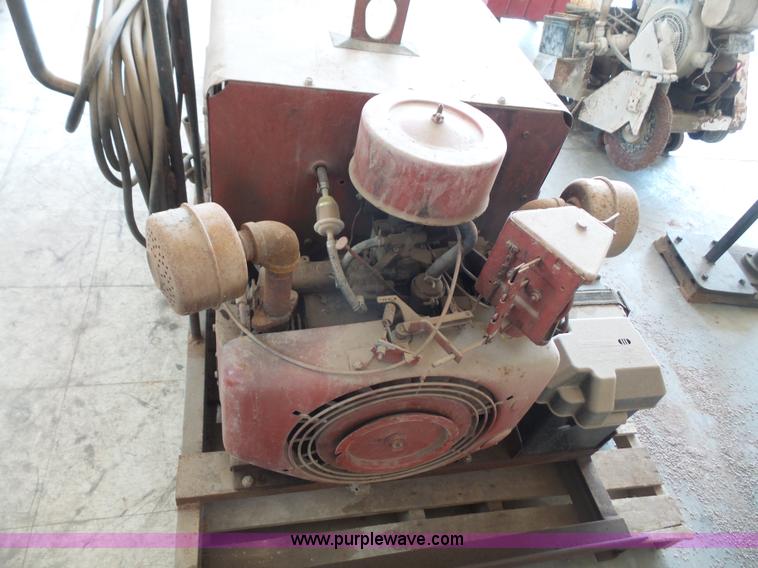 image for item BV9632 Lincoln Arc 225 welder