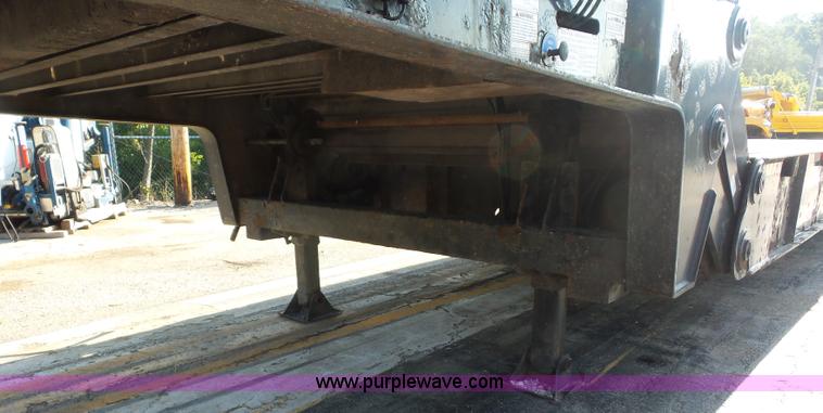 image for item K1629 2006 Trail Eze TE701 drop deck equipment trailer