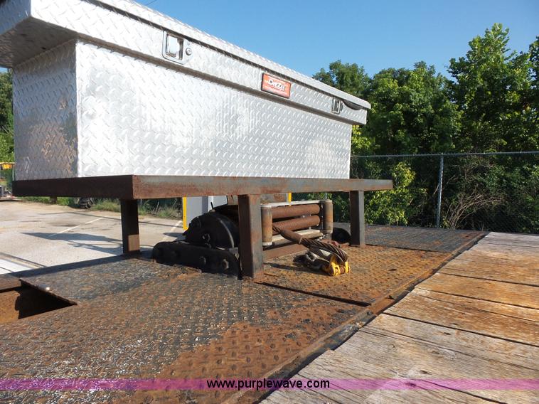 image for item K1629 2006 Trail Eze TE701 drop deck equipment trailer