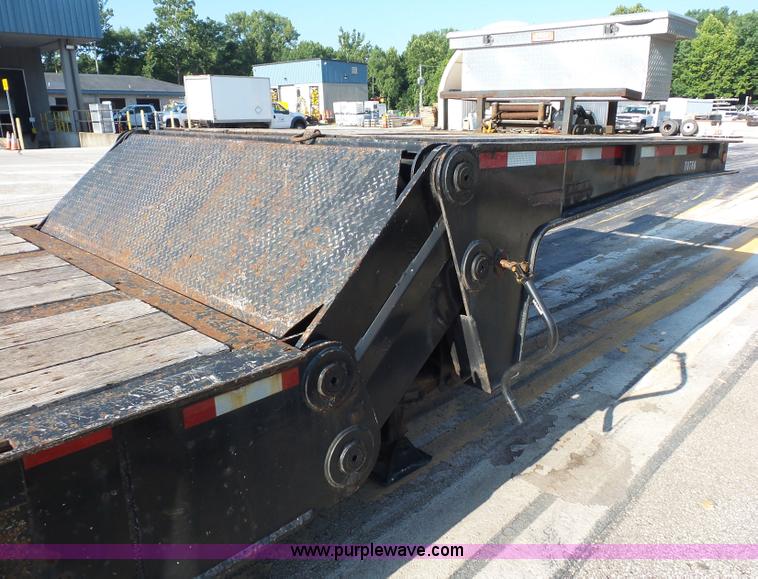image for item K1629 2006 Trail Eze TE701 drop deck equipment trailer
