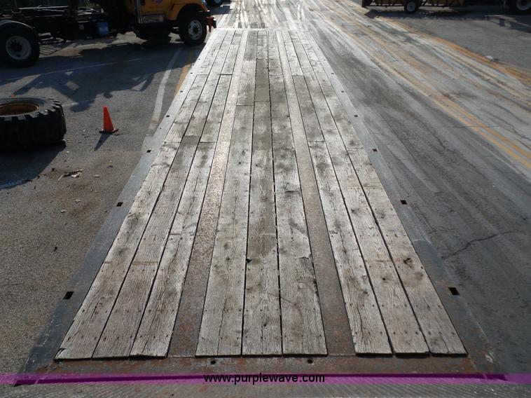 image for item K1629 2006 Trail Eze TE701 drop deck equipment trailer