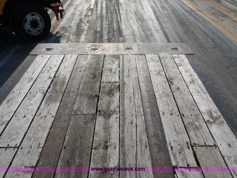 image for item K1629 2006 Trail Eze TE701 drop deck equipment trailer