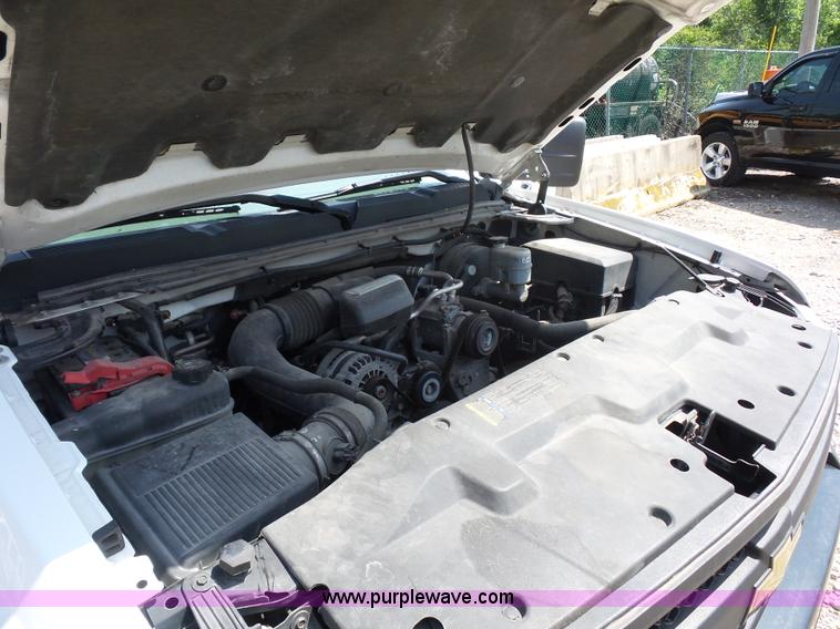 image for item K1733 2008 Chevrolet Silverado 1500 pickup truck