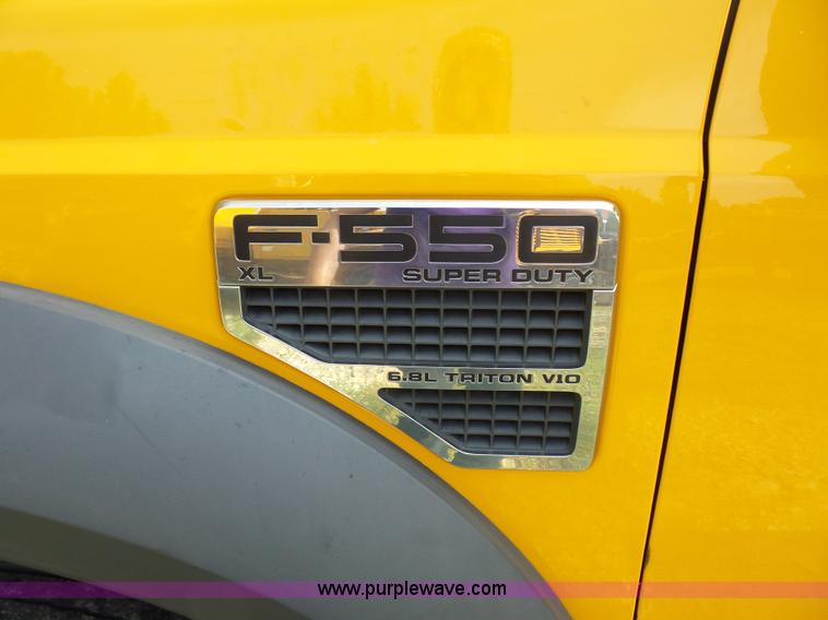 image for item K1738 2008 Ford F550 Super Duty bucket truck