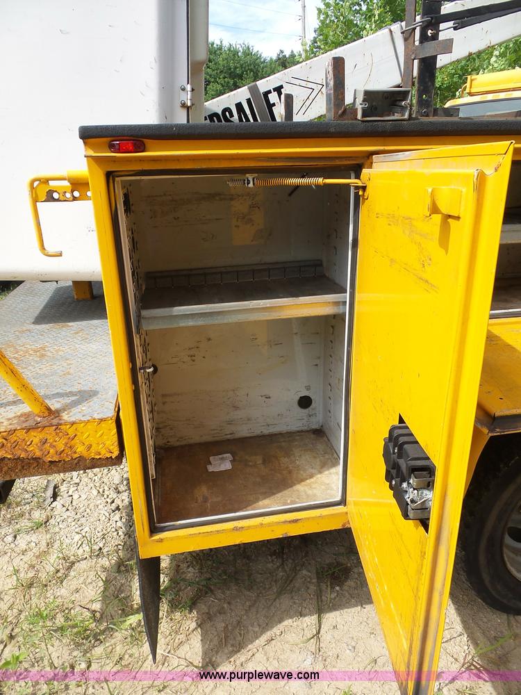 image for item K1738 2008 Ford F550 Super Duty bucket truck