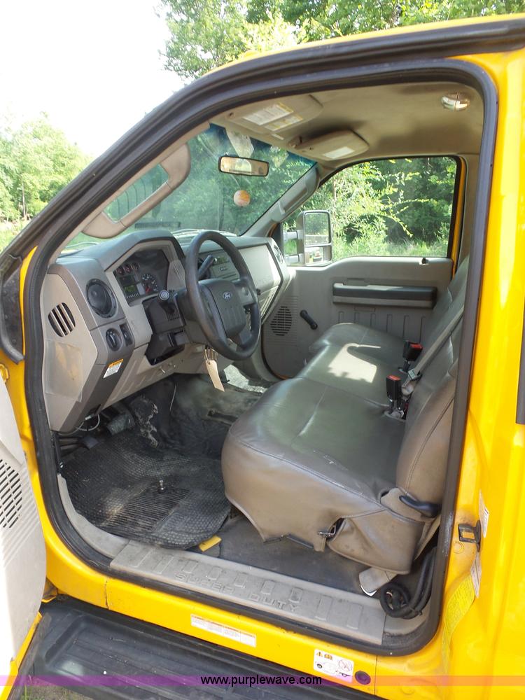 image for item K1738 2008 Ford F550 Super Duty bucket truck