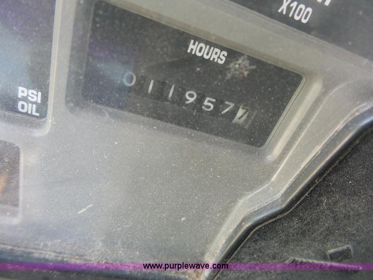 image for item K1739 2000 International 4900 dump truck