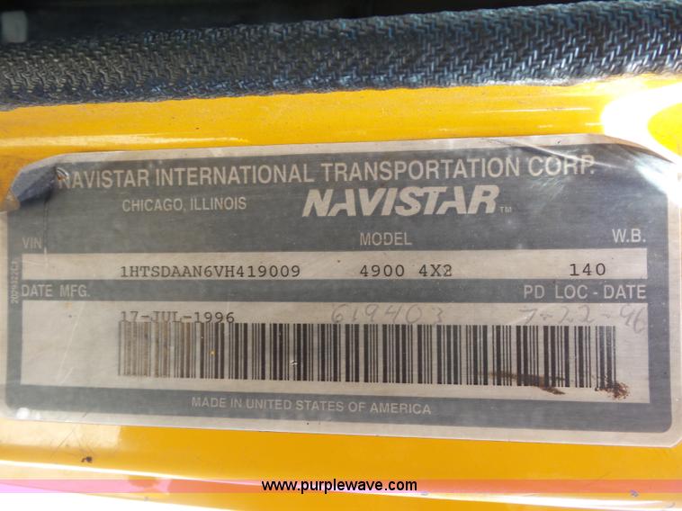 image for item K1741 1997 International 4900 dump truck