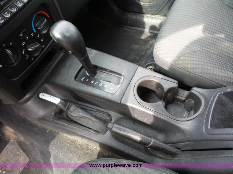 image for item K1742 2003 Jeep Liberty SUV