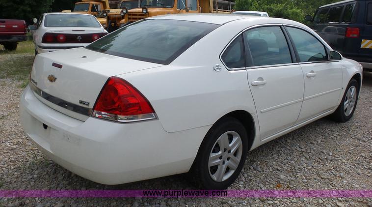 image for item K1744 2008 Chevrolet Impala LS